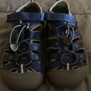 Little boy size 12 Keen sandals